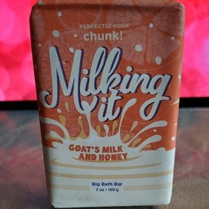 Perfectly Posh Milking It Chunk